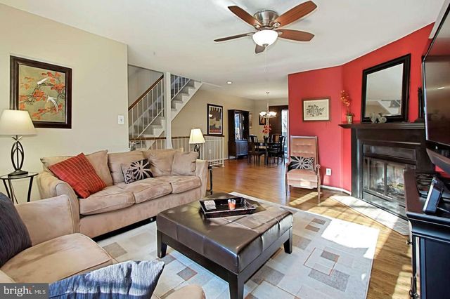 5 S FLOYD ST S, Alexandria, VA 22304