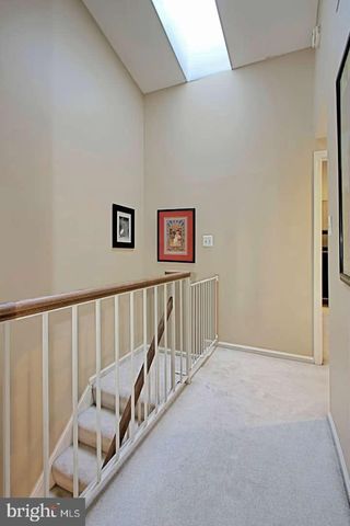 5 S FLOYD ST S, Alexandria, VA 22304