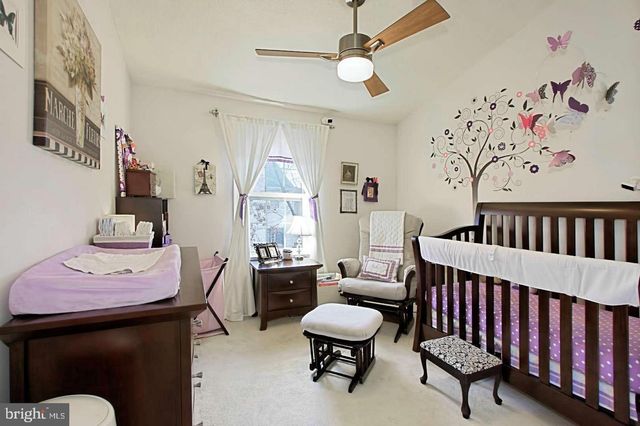 5 S FLOYD ST S, Alexandria, VA 22304