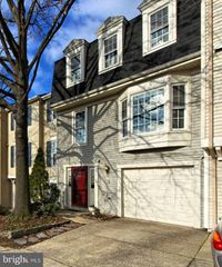 5 S FLOYD ST S, Alexandria, VA 22304