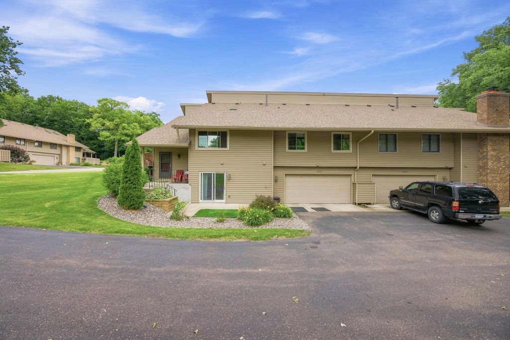 10965 53rd Avenue N, Plymouth, MN 55442 — photo 2