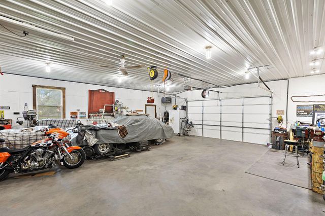40533 Golden Avenue, North Branch, MN 55056