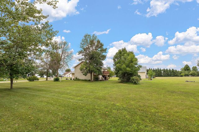 40533 Golden Avenue, North Branch, MN 55056