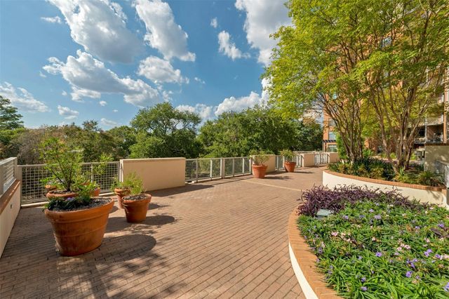 54 Rainey ST 403, Austin, TX 78701