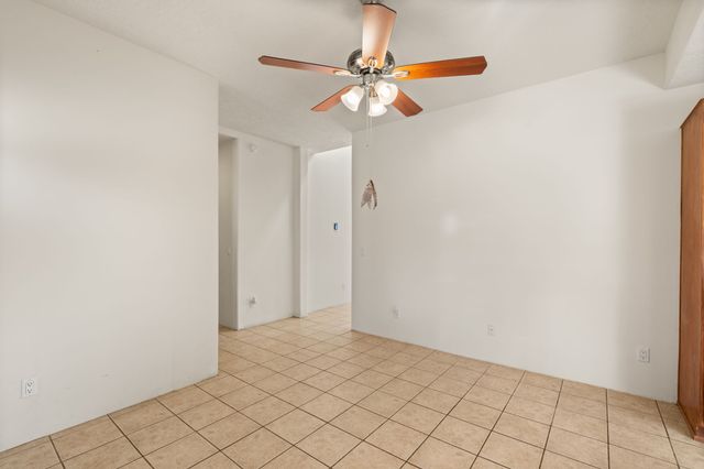 4377 Vuelta Dorada, Santa Fe, NM 87507
