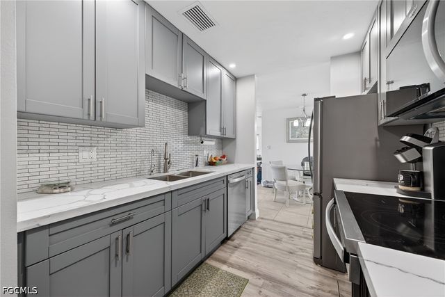 27256 San Marino DR S, Punta Gorda, FL 33983