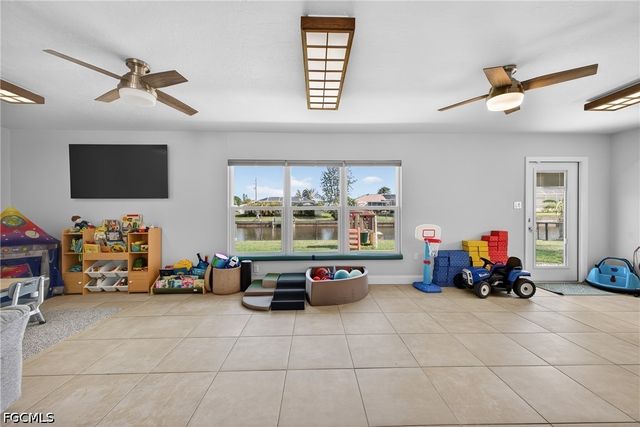 27256 San Marino DR S, Punta Gorda, FL 33983