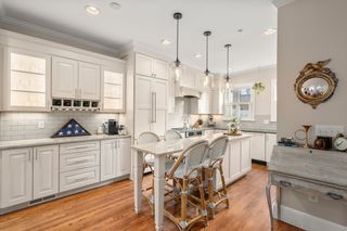 19 Charles St, Boston, MA 02129