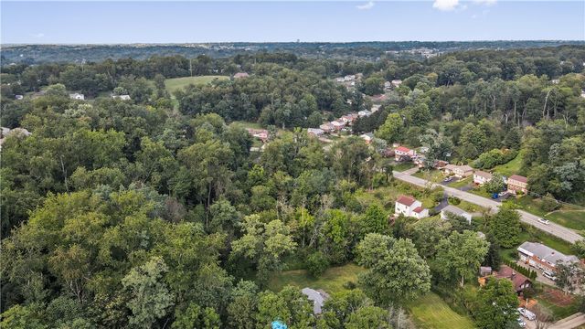 636 CLIFTON ROAD, Bethel Park, PA 15102