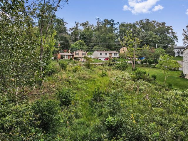 636 CLIFTON ROAD, Bethel Park, PA 15102