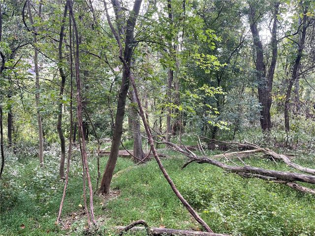 636 CLIFTON ROAD, Bethel Park, PA 15102