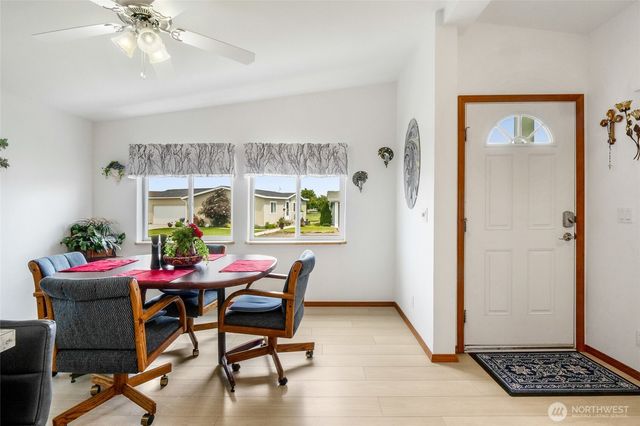 1701 E Burr Avenue #36, Moses Lake, WA 98837