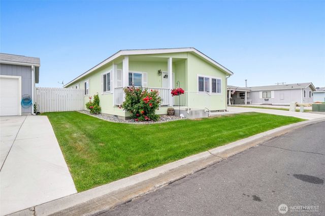 1701 E Burr Avenue #36, Moses Lake, WA 98837