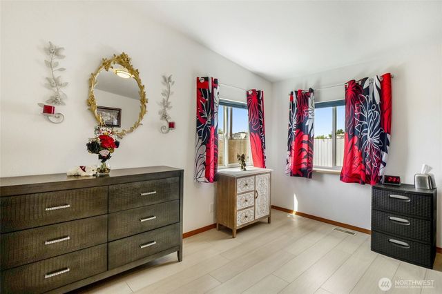 1701 E Burr Avenue #36, Moses Lake, WA 98837