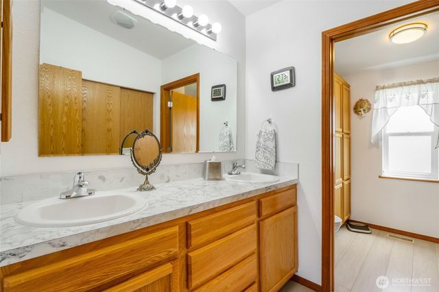 1701 E Burr Avenue #36, Moses Lake, WA 98837