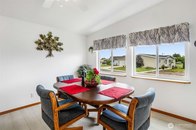1701 E Burr Avenue #36, Moses Lake, WA 98837