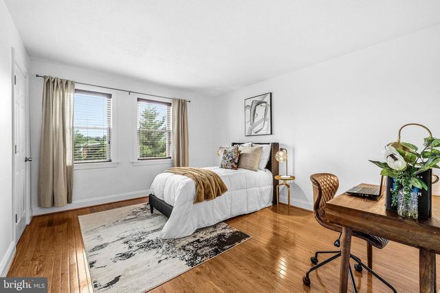 1738 GALES ST NE, Washington, DC 20002