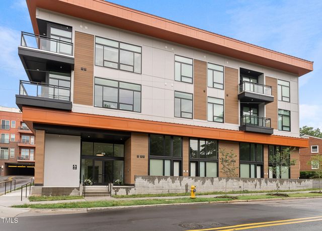 615 Daniels Street 111, Raleigh, NC 27605