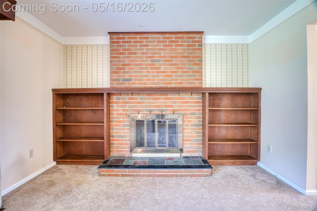6295 Vernmoor Drive, Troy, MI 48098