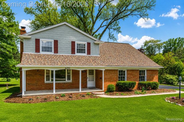 6295 Vernmoor Drive, Troy, MI 48098