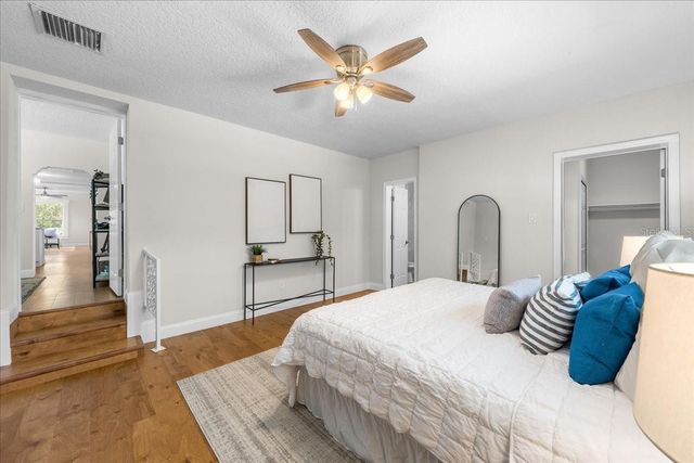 820 W WOODLAWN AVENUE, Tampa, FL 33603