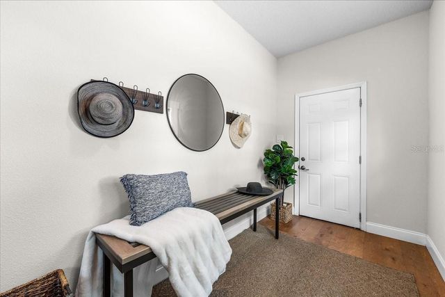 820 W WOODLAWN AVENUE, Tampa, FL 33603