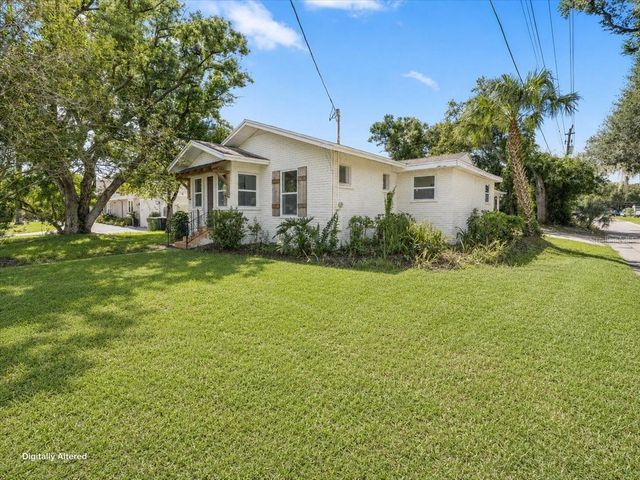820 W WOODLAWN AVENUE, Tampa, FL 33603