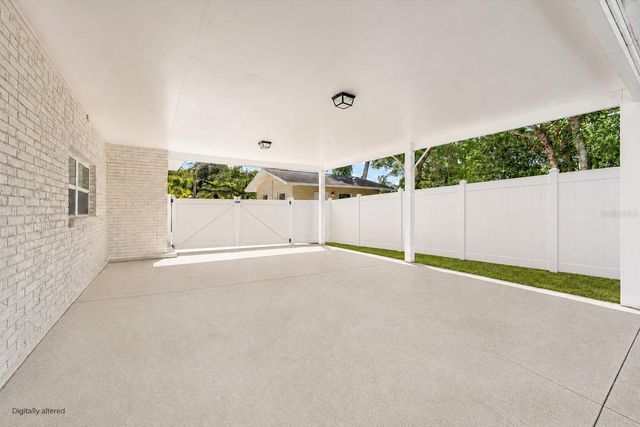 820 W WOODLAWN AVENUE, Tampa, FL 33603