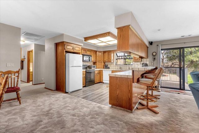 2860 Panorama Drive, Redding, CA 96003