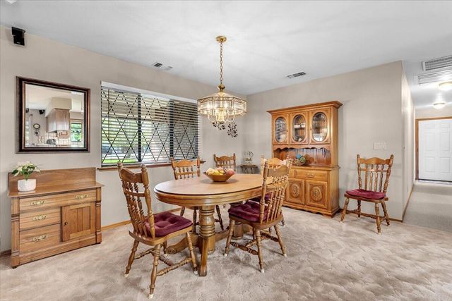 2860 Panorama Drive, Redding, CA 96003