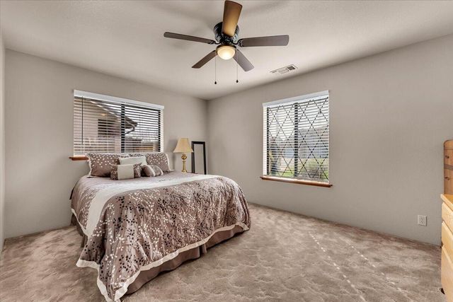 2860 Panorama Drive, Redding, CA 96003