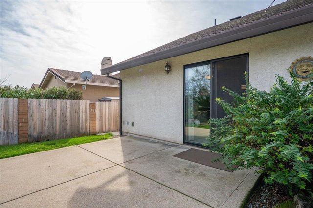 2860 Panorama Drive, Redding, CA 96003