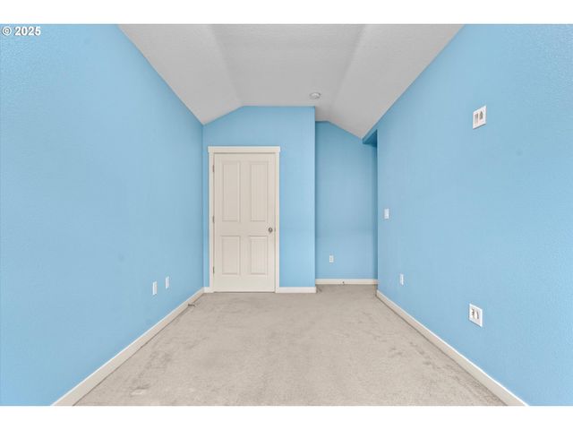 2590 Nw 2ND Ter, Gresham, OR 97030