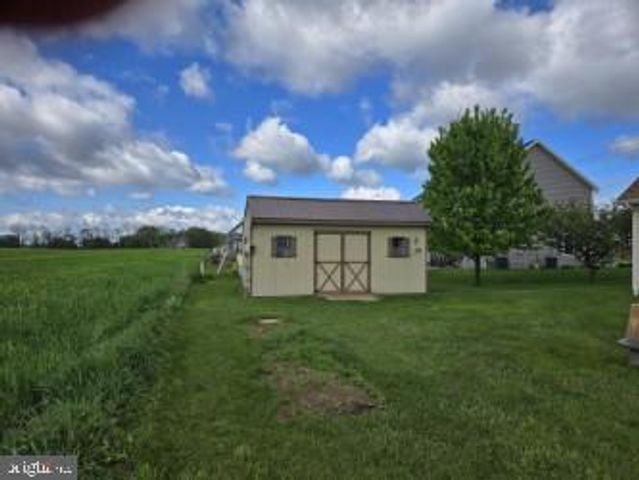 11230 THORNWOOD ROAD RD, Shippensburg, PA 17257