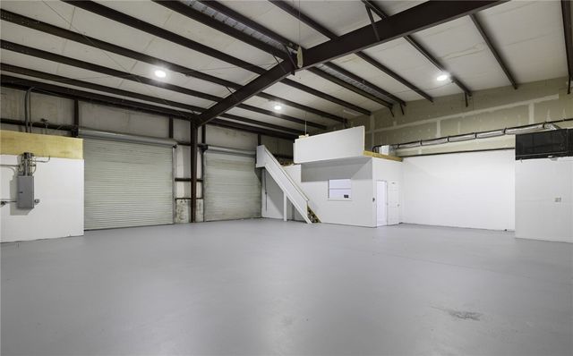 815 33rd Court SW, Vero Beach, FL 32968