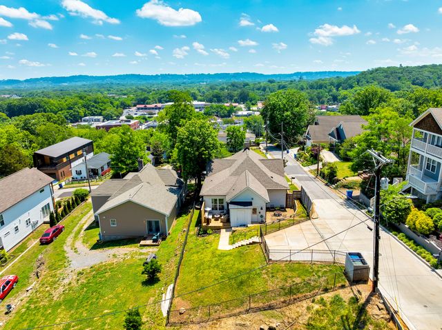 1721 W 39th Street, Chattanooga, TN 37409