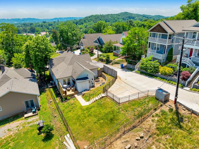 1721 W 39th Street, Chattanooga, TN 37409