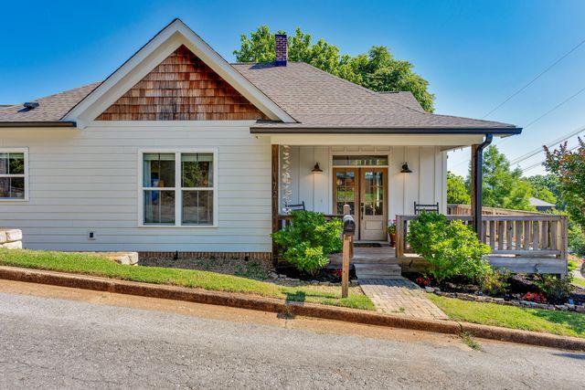 1721 W 39th Street, Chattanooga, TN 37409