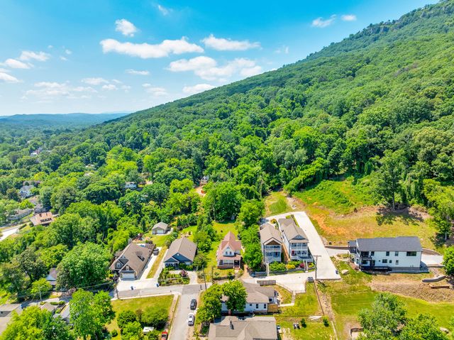 1721 W 39th Street, Chattanooga, TN 37409