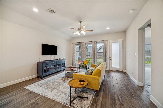 7354 Mount Greylock Loop, Porter, TX 77365