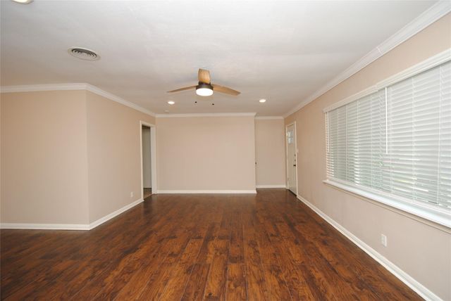 10034 Cedardale Drive, Houston, TX 77055