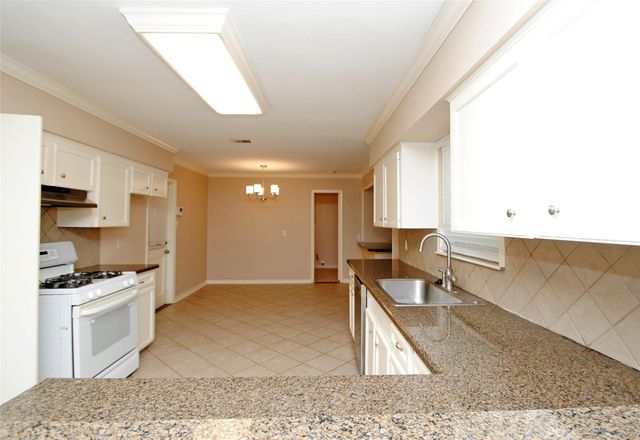 10034 Cedardale Drive, Houston, TX 77055