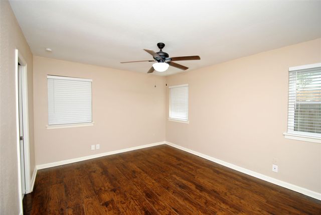 10034 Cedardale Drive, Houston, TX 77055