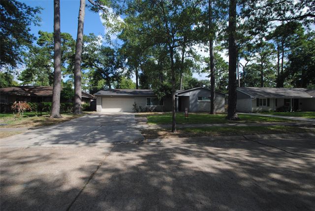 10034 Cedardale Drive, Houston, TX 77055