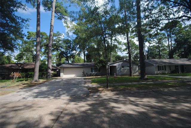 10034 Cedardale Drive, Houston, TX 77055