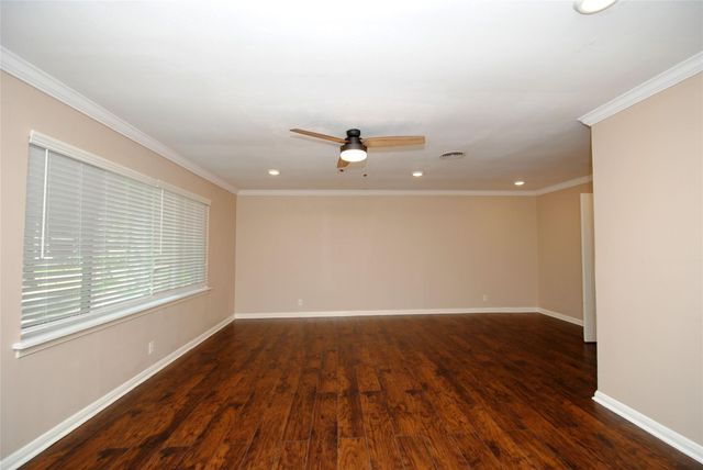 10034 Cedardale Drive, Houston, TX 77055