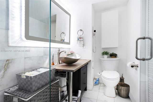 2941 N Nob Hill Rd 208, Sunrise, FL 33322