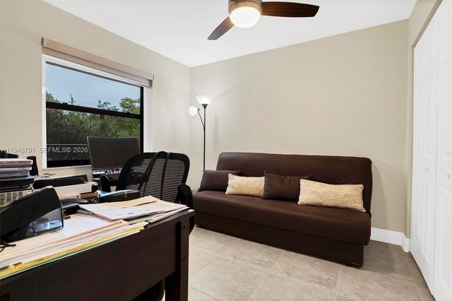 2941 N Nob Hill Rd 208, Sunrise, FL 33322