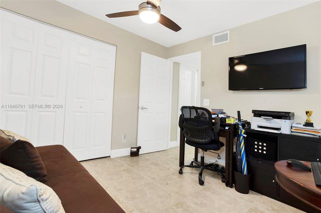 2941 N Nob Hill Rd 208, Sunrise, FL 33322