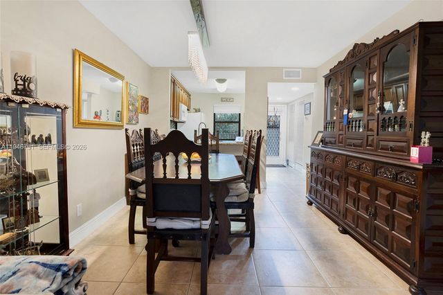 2941 N Nob Hill Rd 208, Sunrise, FL 33322